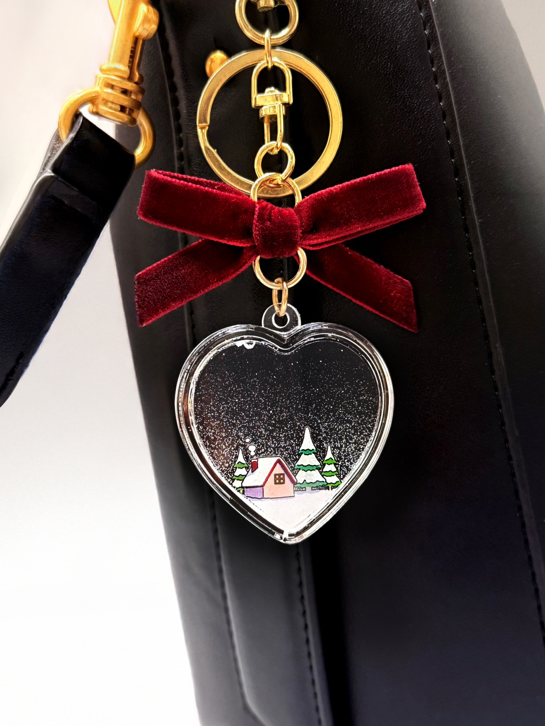 Snowy house Shaker Charm | Keychain | Badge Reel | Phone Grip